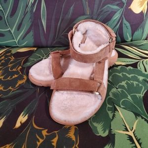 COPY - Teva Hurricane Shearling Lined Sandals